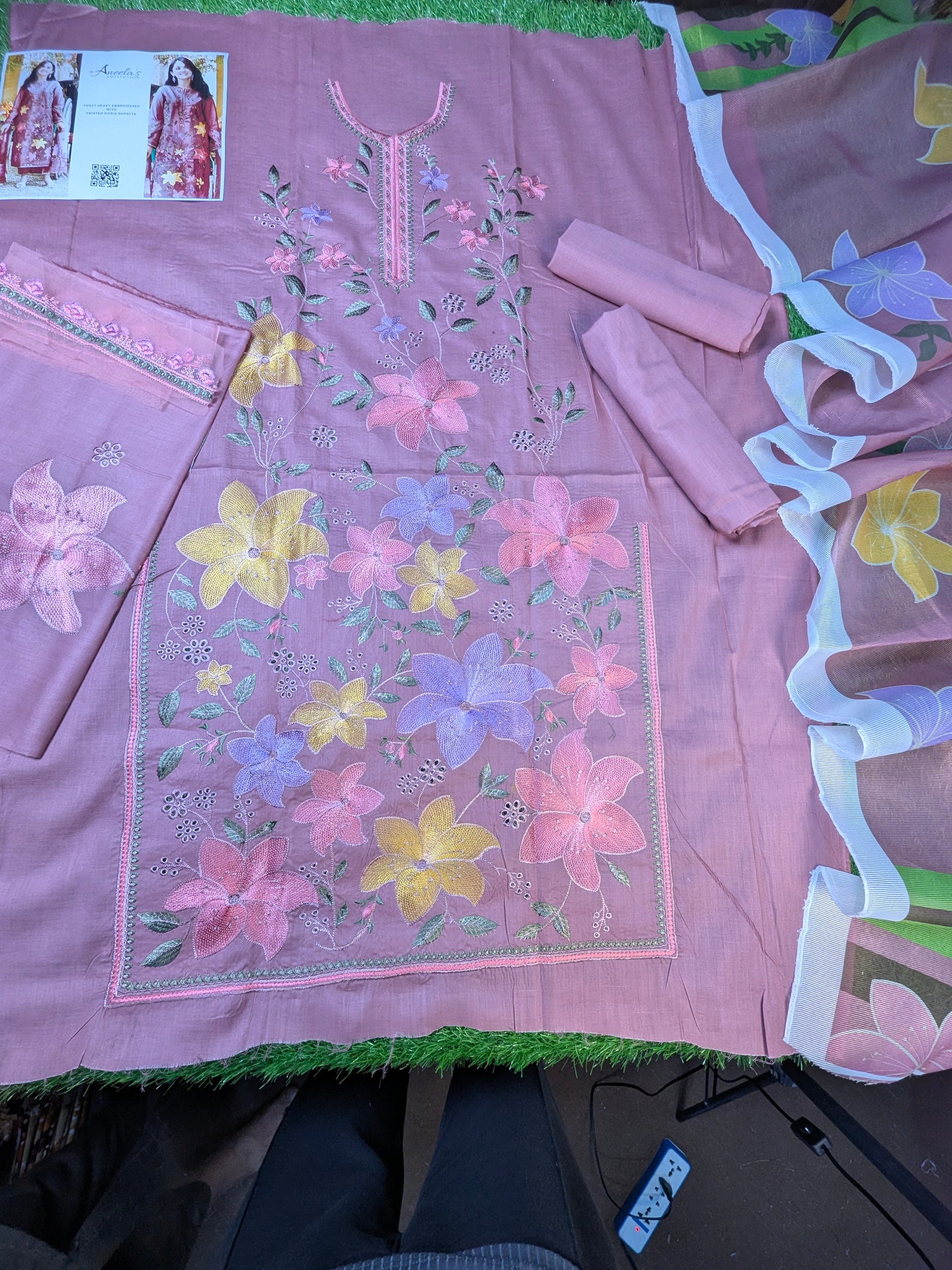 Pure lawn hit code 3p fancy 019